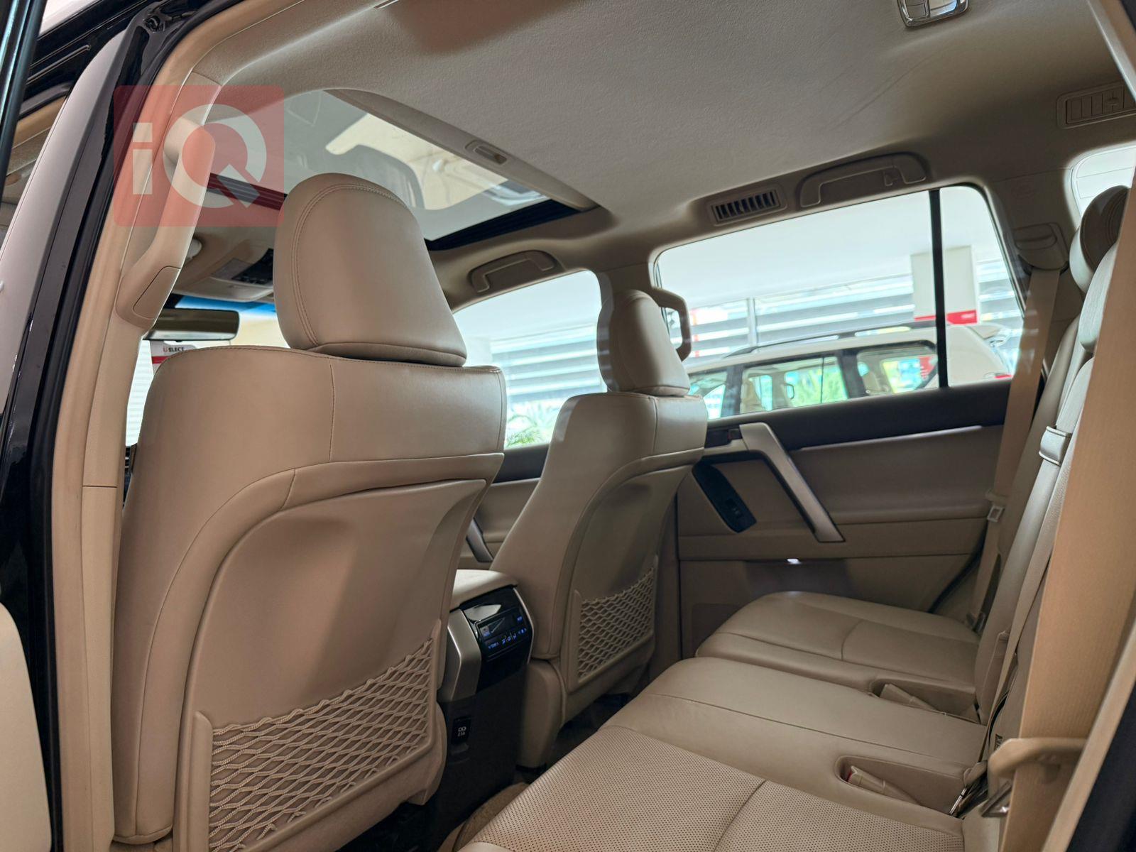 تۆیۆتا لاندكروزر پرادۆ